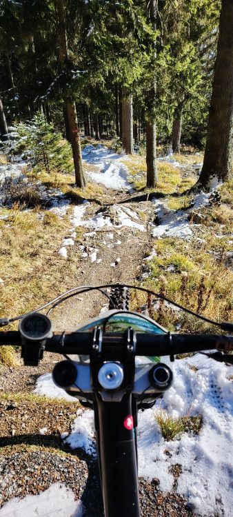 ...recht weit oben am Gibim...;)